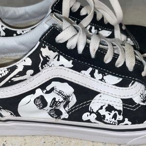 Skull Vans Shoes